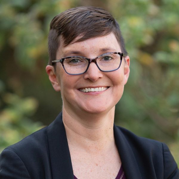 Lori Tuttle, MPT, PhD